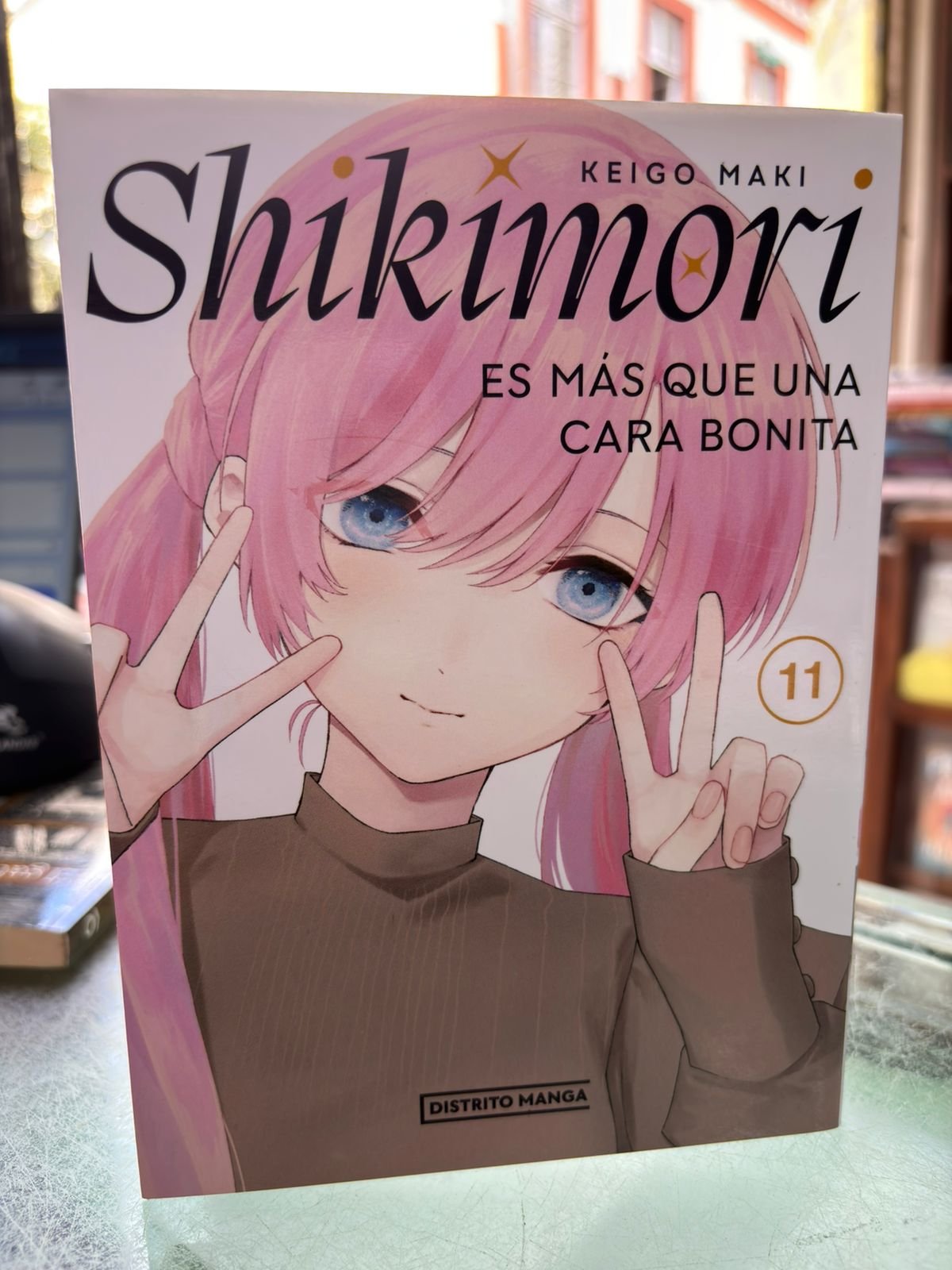 Shikimori es más que una cara bonita Vol. 11 – Manga